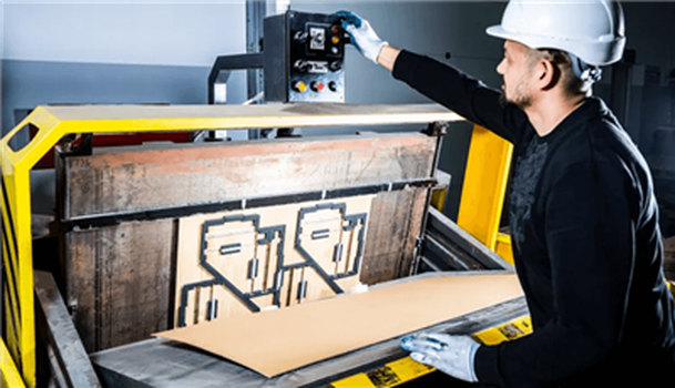 Carton Stitching Machine Selection Guide: Semi-Automatic Vs. Fully Automatic Carton Stitching Machine Selection Guide: Semi-Automatic Vs. Fully Automatic
